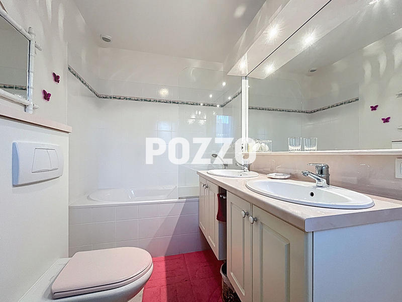 Maison - 133 m² - 5 pièces