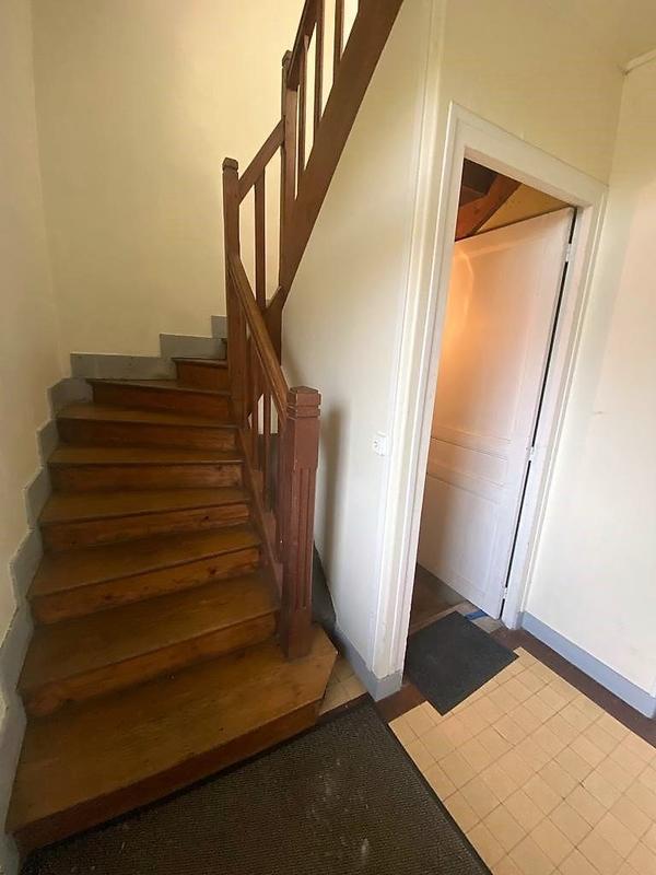 Immeuble - 210 m² - 11 pièces