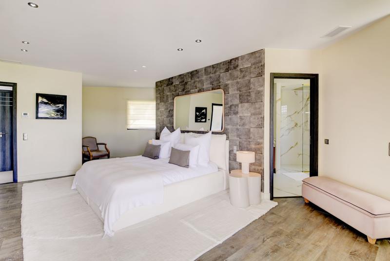 Villa - 281 m² - 8 pièces