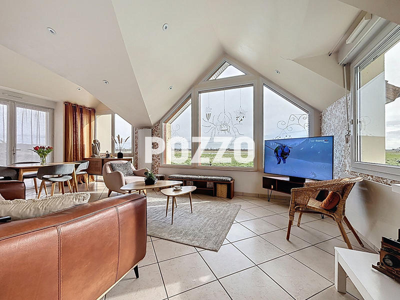 Maison - 143 m² - 8 pièces