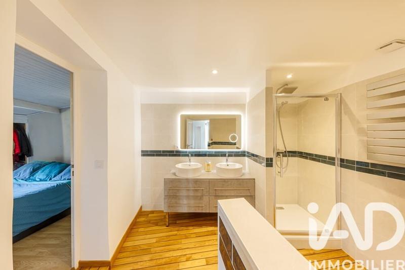 Maison - 110 m² - 6 pièces