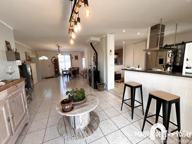 Maison - 117 m² - 6 pièces