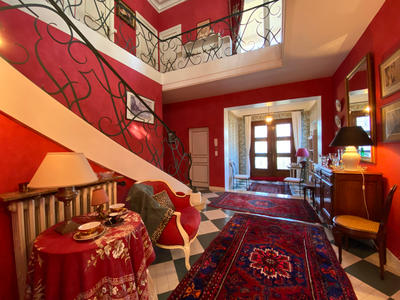 Maison - 210 m² - 7 pièces