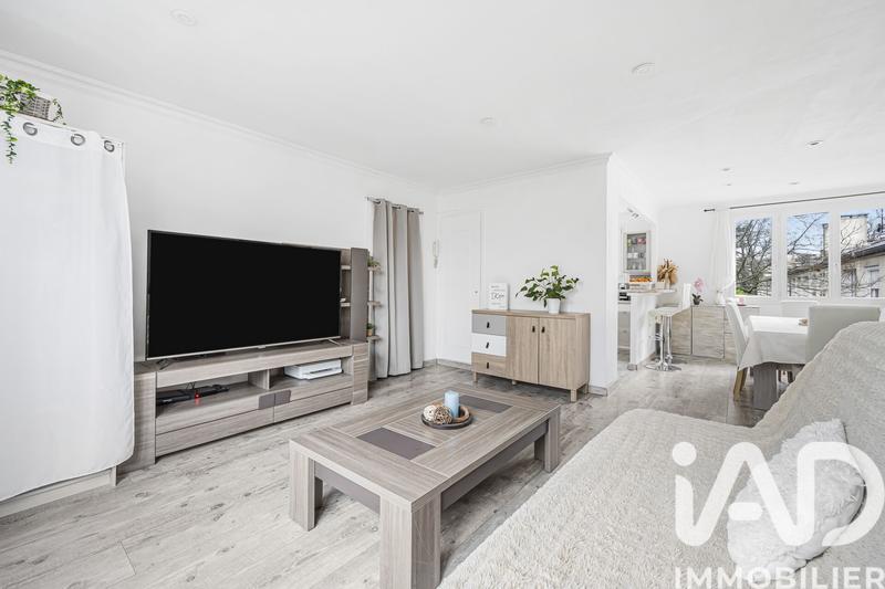 Appartement - 90 m² - 4 pièces