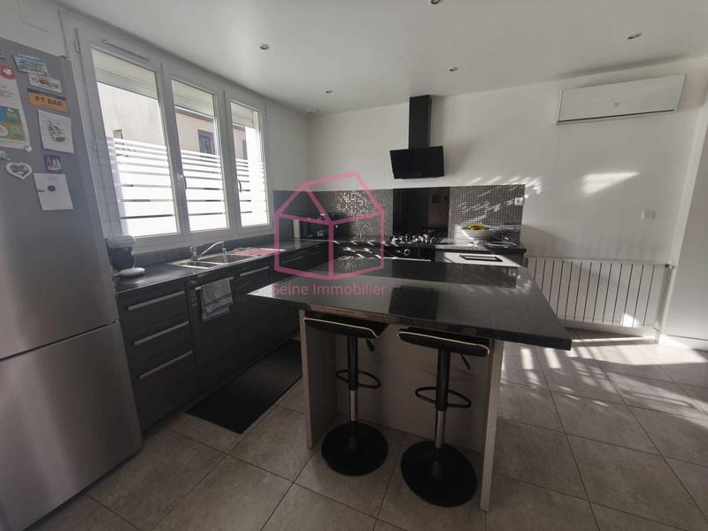 Maison - 115 m² - 4 pièces