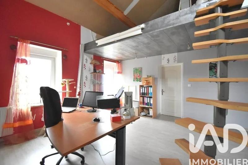 Maison - 212 m² - 5 pièces