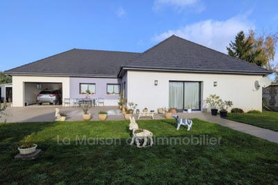 Pavillon - 138 m² - 5 pièces