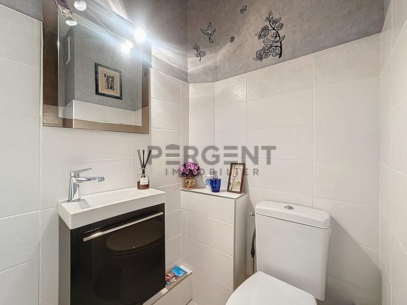 Maison - 95 m² - 5 pièces