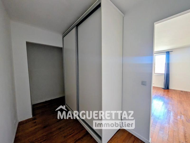 Appartement - 100 m² - 4 pièces