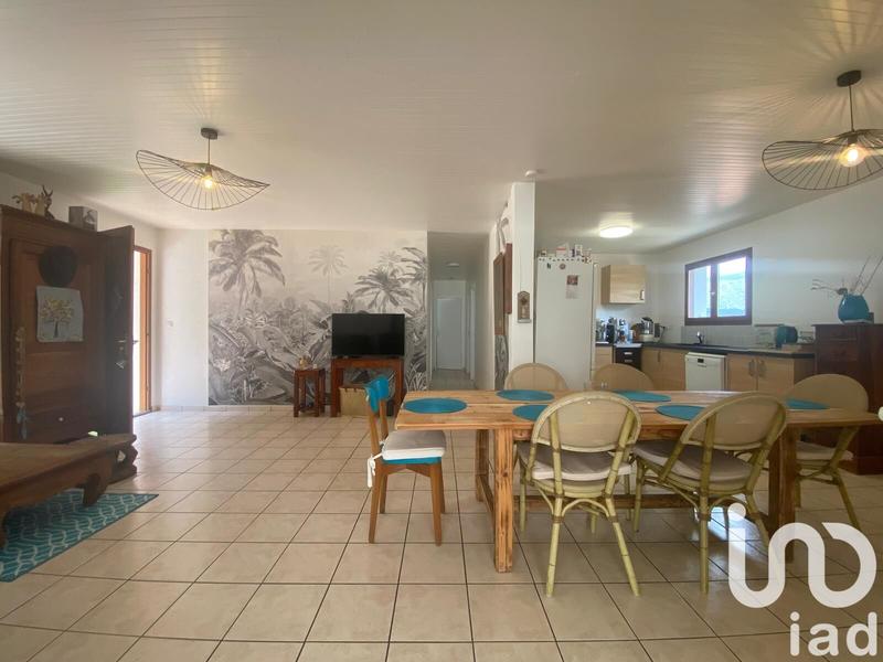 Maison - 225 m² - 15 pièces