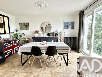 Maison - 88 m² - 5 pièces