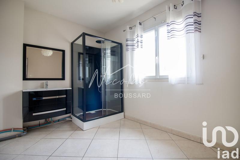 Maison - 212 m² - 8 pièces