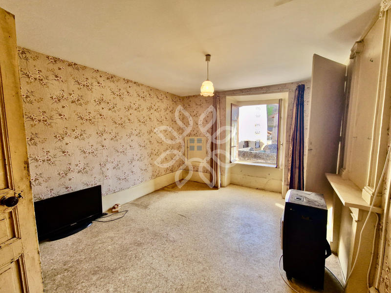 Maison - 115 m² - 6 pièces