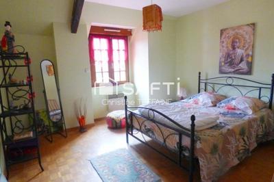 Maison - 230 m² - 10 pièces