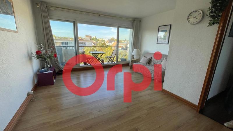 Appartement - 81 m² - 4 pièces