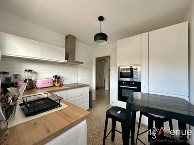 Appartement - 60 m² - 3 pièces