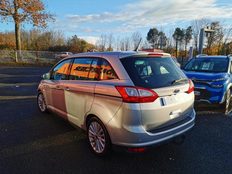 Ford Grand c-Max 1.0 EcoBoost 125 ch Titanium