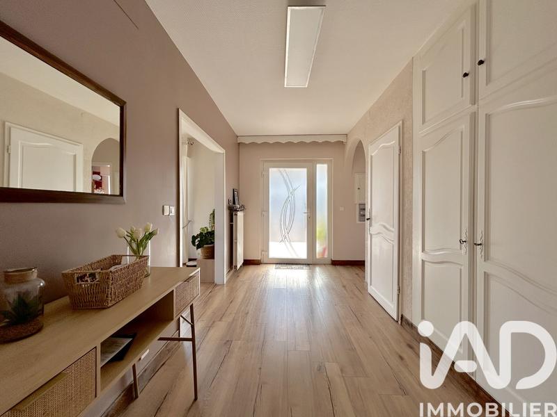 Maison - 180 m² - 7 pièces