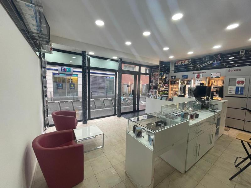 Bureau - 95 m² - 2 pièces