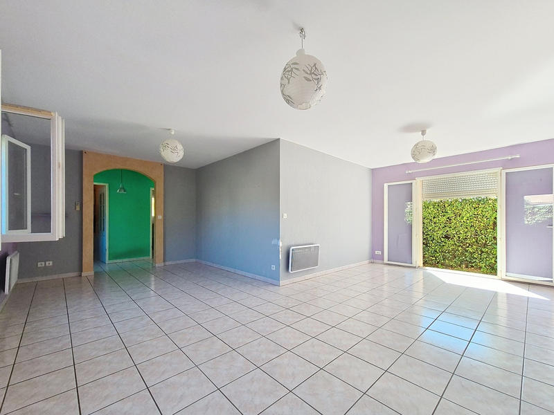 Villa - 80 m² - 3 pièces