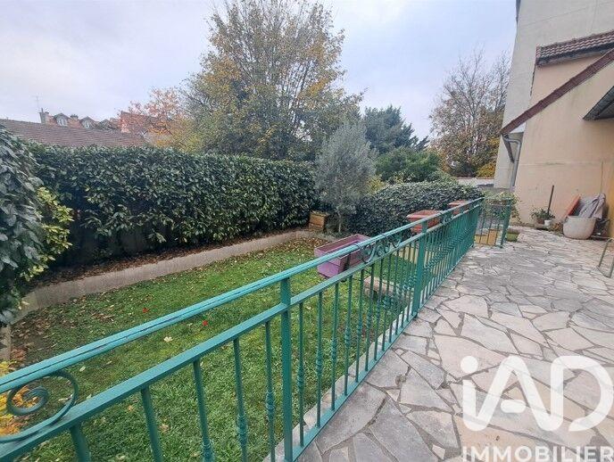 Maison - 182 m² - 8 pièces