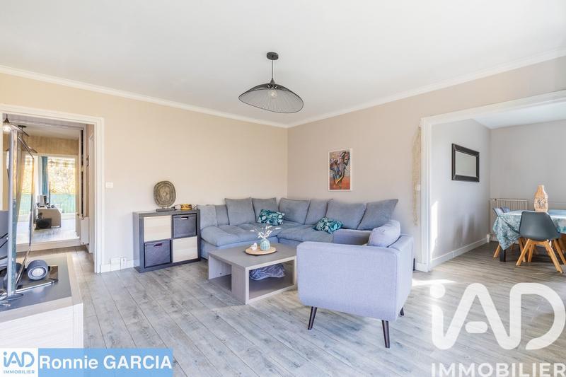 Appartement - 90 m² - 5 pièces