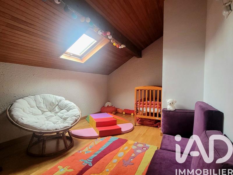 Maison - 214 m² - 6 pièces