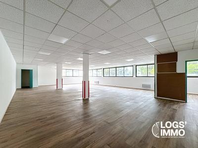 Bureau - 166 m² - 2 pièces