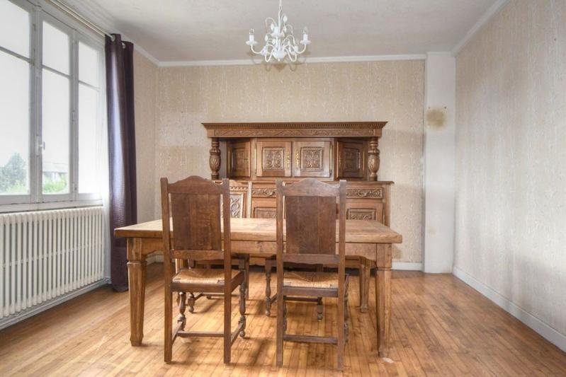 Maison - 142 m² - 8 pièces