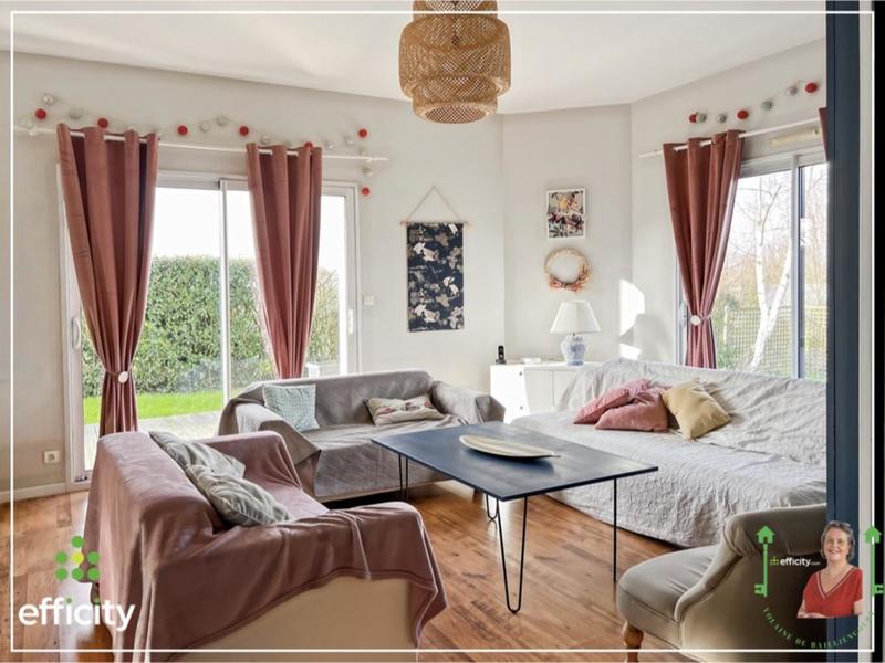 Maison - 160 m² - 8 pièces