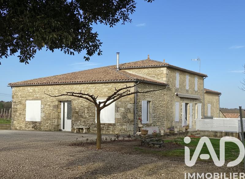 Maison - 200 m² - 7 pièces