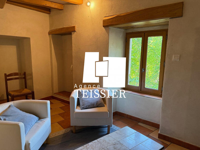 Mas - 230 m² - 11 pièces