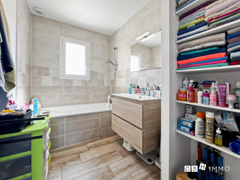 Maison contemporaine - 125 m² - 5 pièces