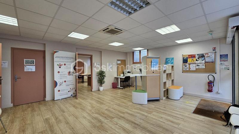 Bureau - 108 m² - 3 pièces