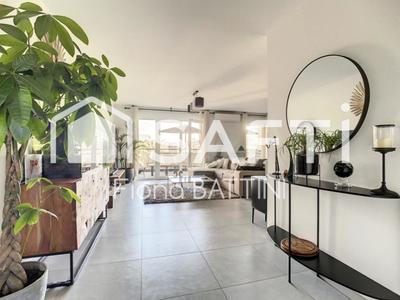 Appartement - 92 m² - 4 pièces