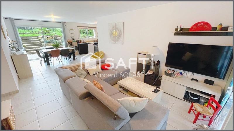 Maison - 92 m² - 5 pièces