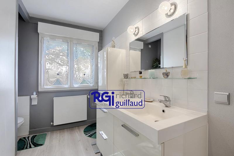 Maison - 190 m² - 5 pièces