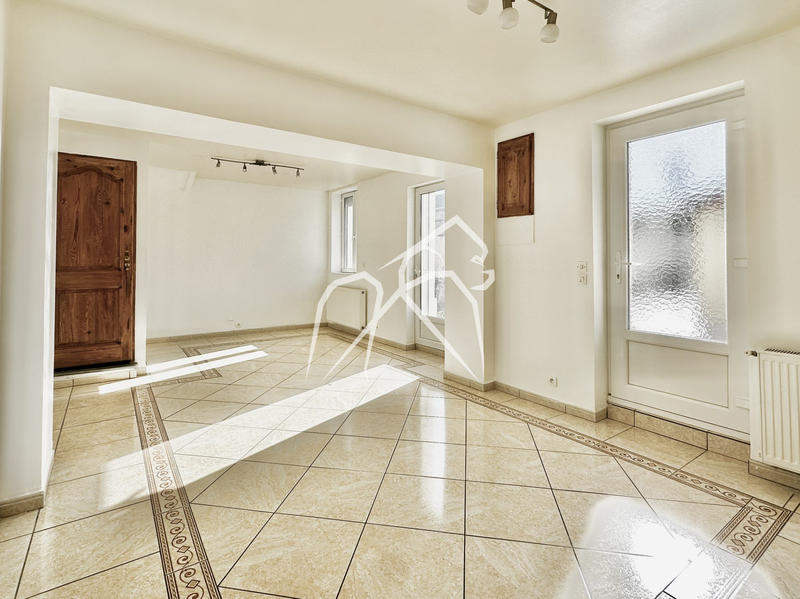 Maison - 63 m² - 4 pièces