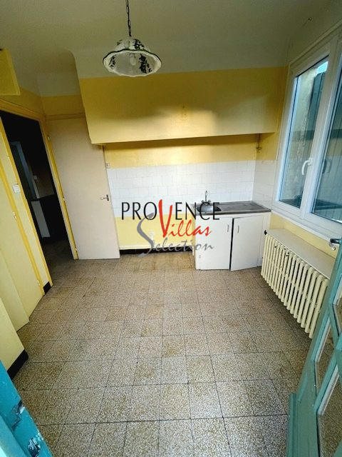 Villa - 80 m² - 5 pièces