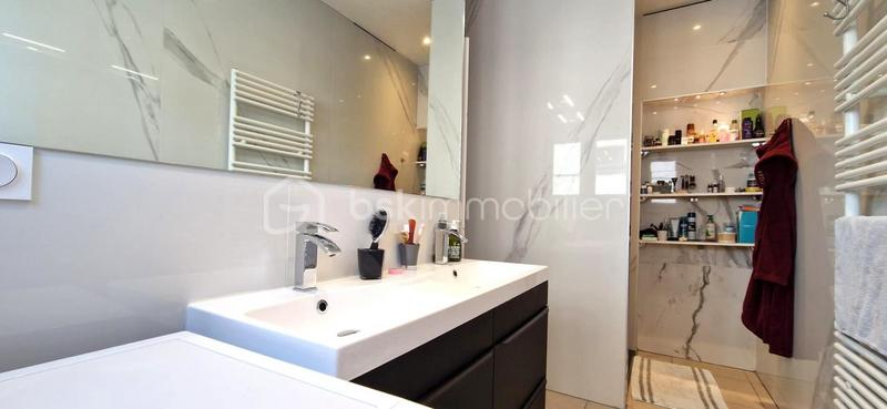 Appartement - 91 m² - 5 pièces