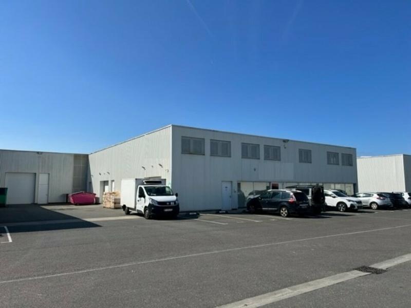 Local d'activité / Entrepôt - 1 250 m²
