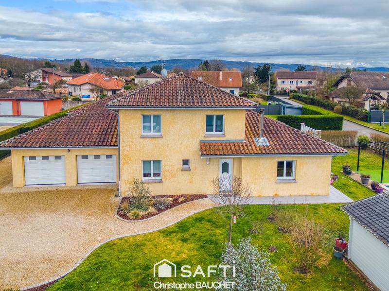 Maison - 115 m² - 5 pièces