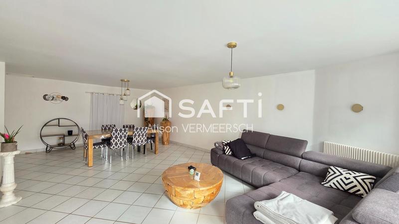 Maison - 266 m² - 9 pièces