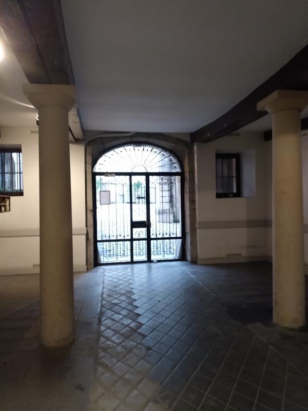 Bureau - 185 m² - 6 pièces