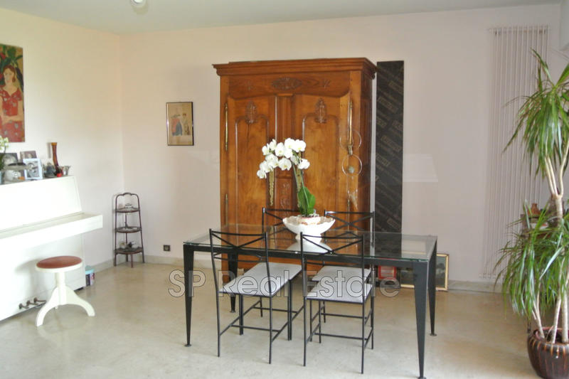 Appartement - 81 m² - 3 pièces