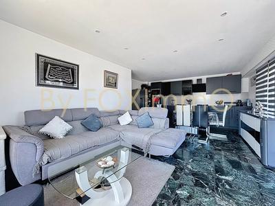 Appartement - 79 m² - 4 pièces