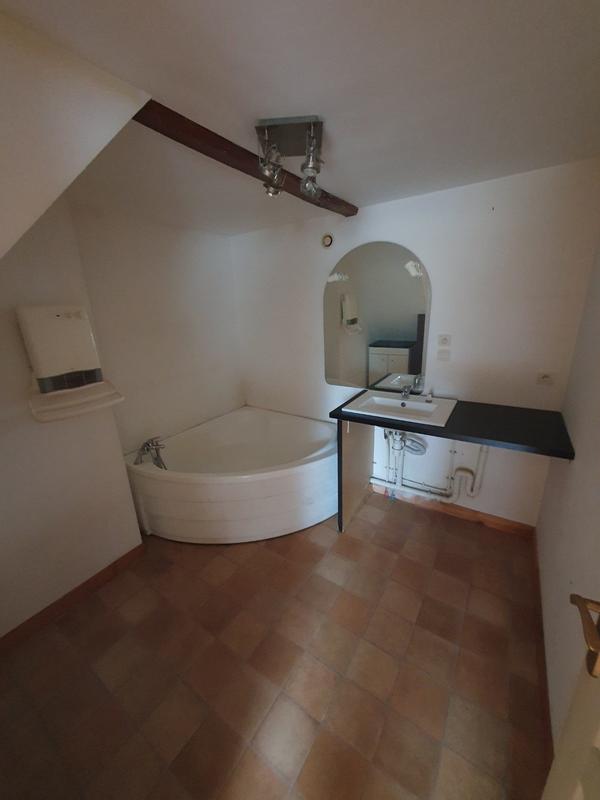 Appartement - 97 m² - 4 pièces