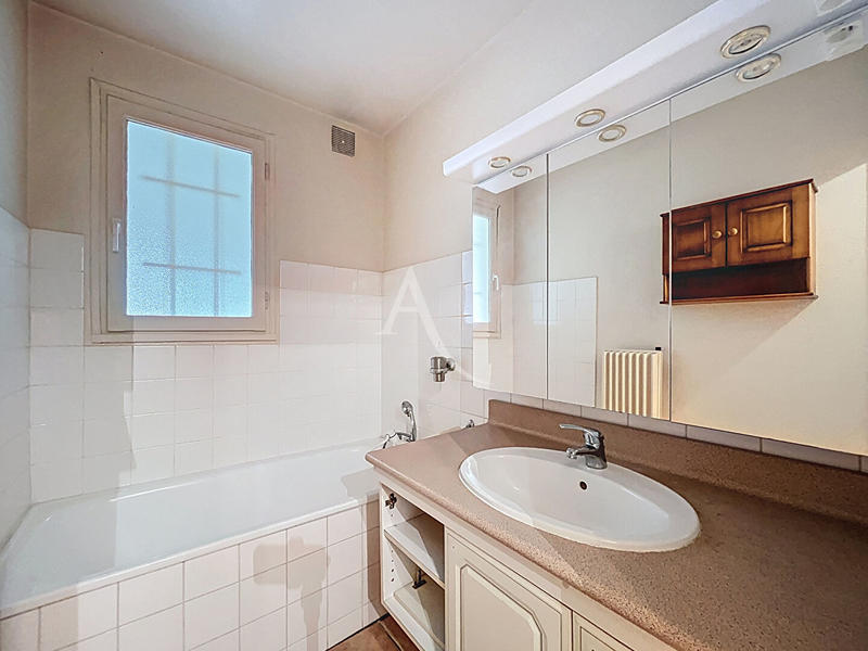 Maison - 77 m² - 4 pièces