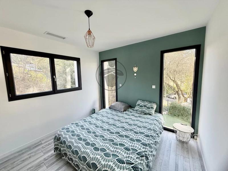 Maison - 138 m² - 6 pièces