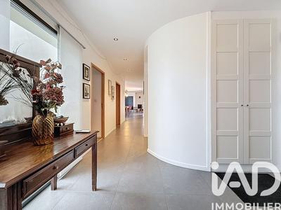 Maison - 190 m² - 7 pièces